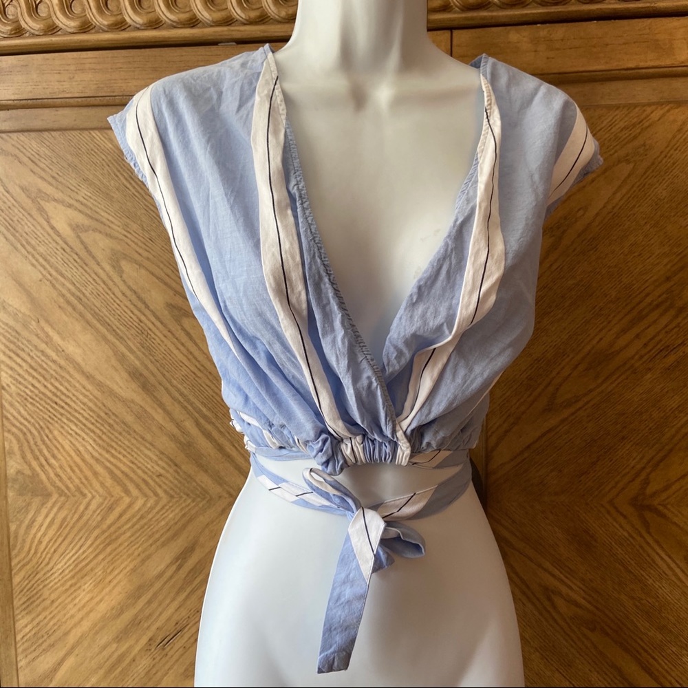 Zara blue stripe sleeveless V-neck crop top - Picture 5 of 7